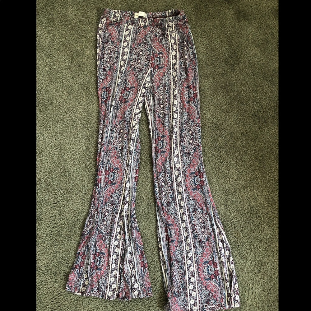 Abercrombie & Fitch - stretchy flare pants size S